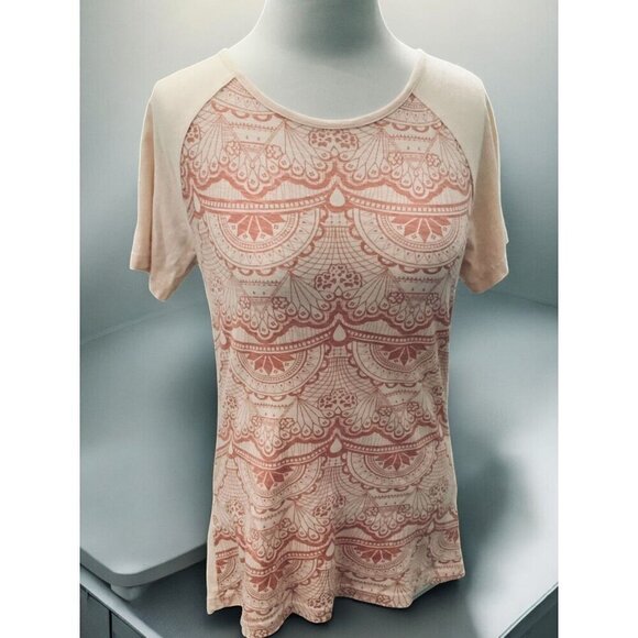 Cabelas Womens Small Lightweight Bohemian Beige Pink Mandala Short Sleeve Tee - Picture 6 of 10